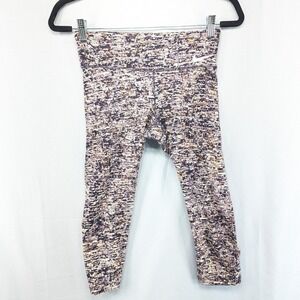 Nike Dri-FIT Athletic Capris Leggings Women's‎ Size Small Abstract Print